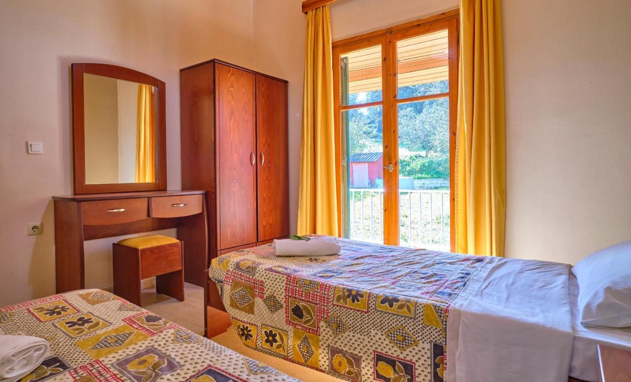 Theodora Agios Stefanos Corfu Holiday home *